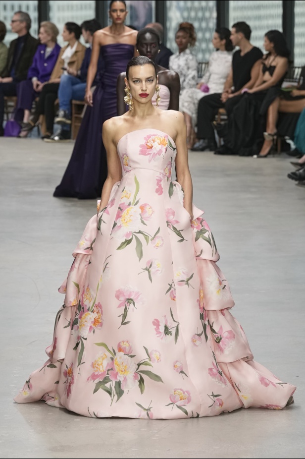 "كارولينا هيريرا" خريف و شتاء 2024 