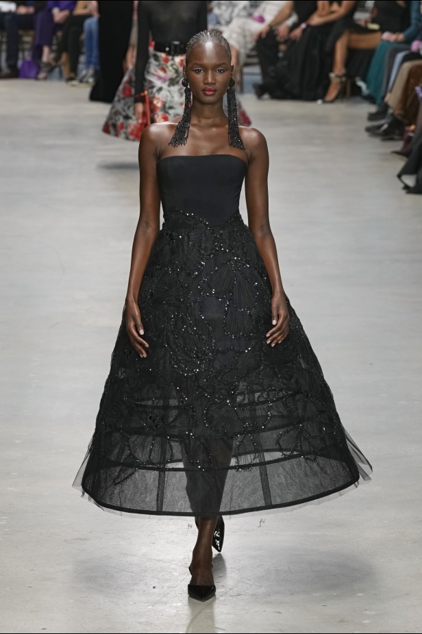 "كارولينا هيريرا" خريف و شتاء 2024 