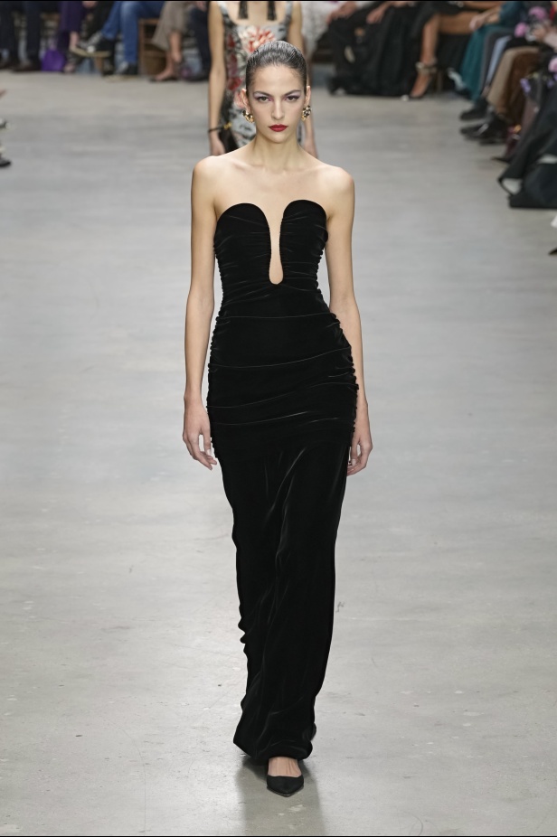 "كارولينا هيريرا" خريف و شتاء 2024 