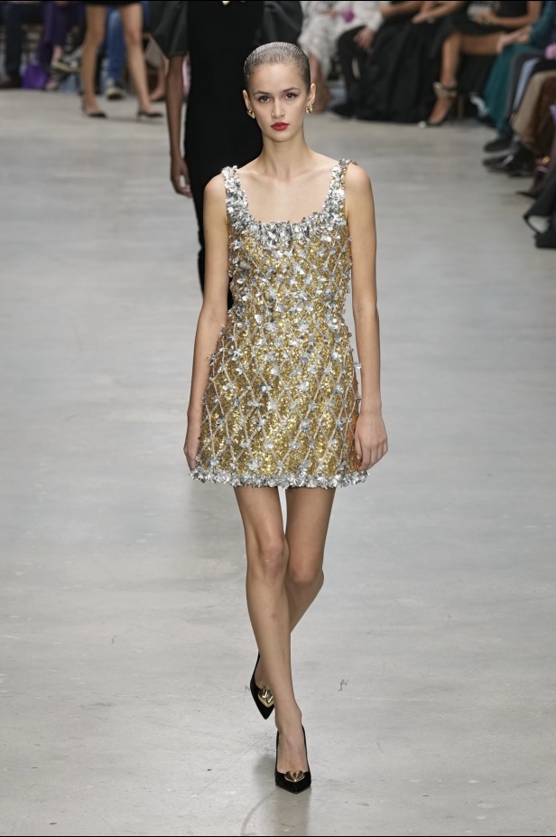 "كارولينا هيريرا" خريف و شتاء 2024 