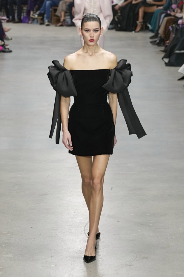 "كارولينا هيريرا" خريف و شتاء 2024 