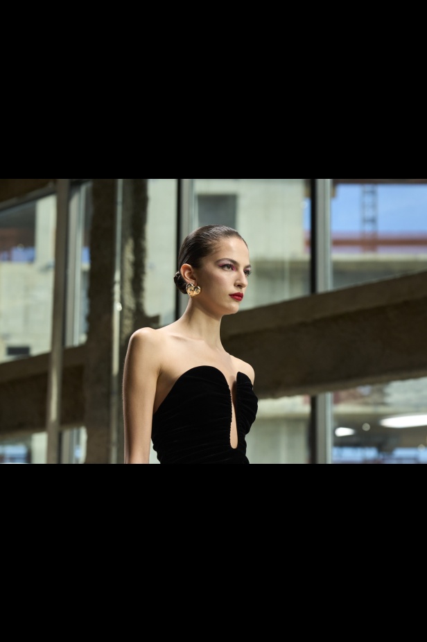 "كارولينا هيريرا" خريف و شتاء 2024 