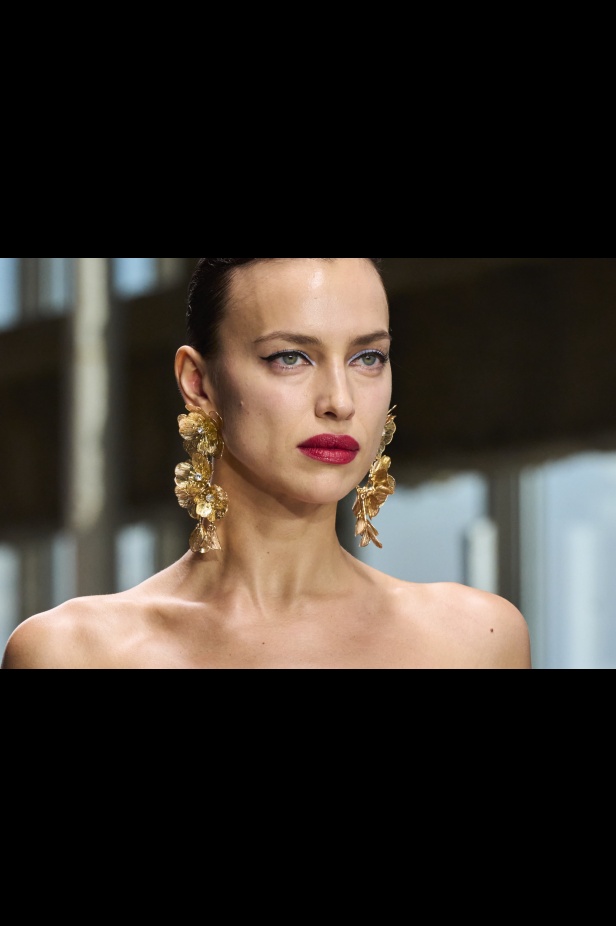 "كارولينا هيريرا" خريف و شتاء 2024 