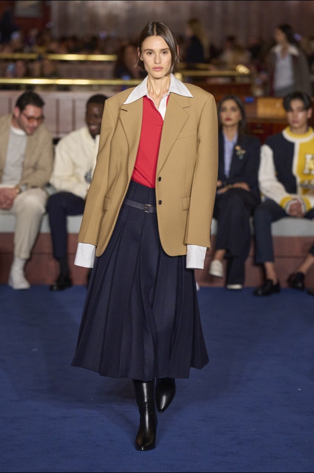 مجموعة Tommy Hilfiger لخريف 2024-2025