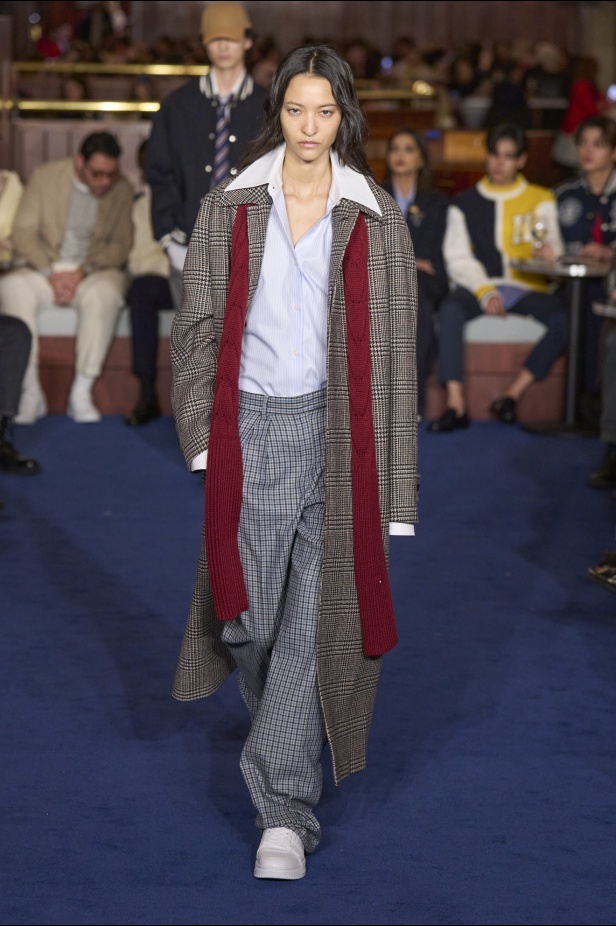 مجموعة Tommy Hilfiger لخريف 2024-2025