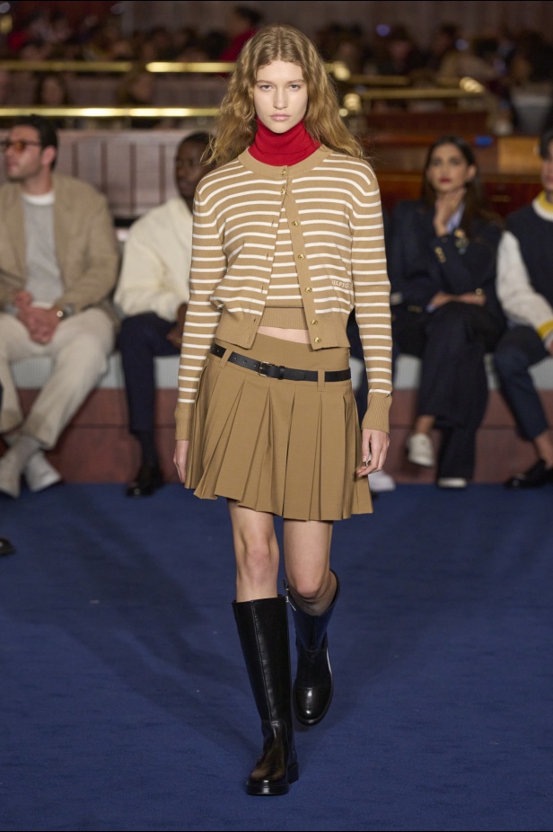 مجموعة Tommy Hilfiger لخريف 2024-2025