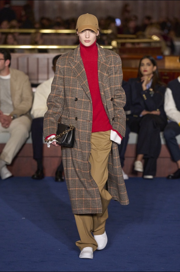 مجموعة Tommy Hilfiger لخريف 2024-2025