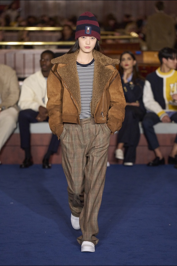 مجموعة Tommy Hilfiger لخريف 2024-2025