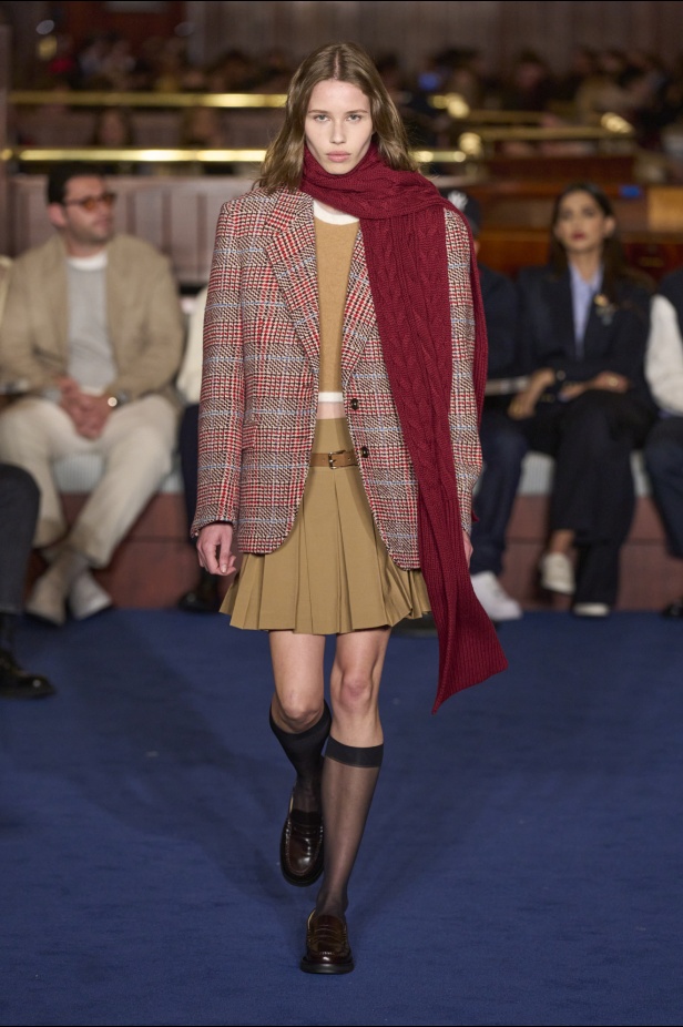 مجموعة Tommy Hilfiger لخريف 2024-2025