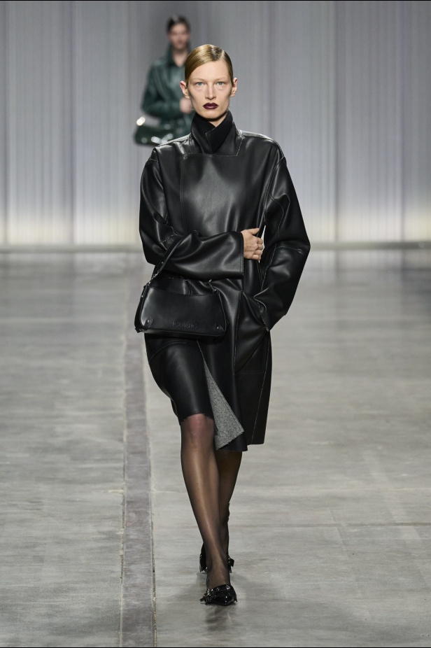 Iceberg خريف و شتاء 2024