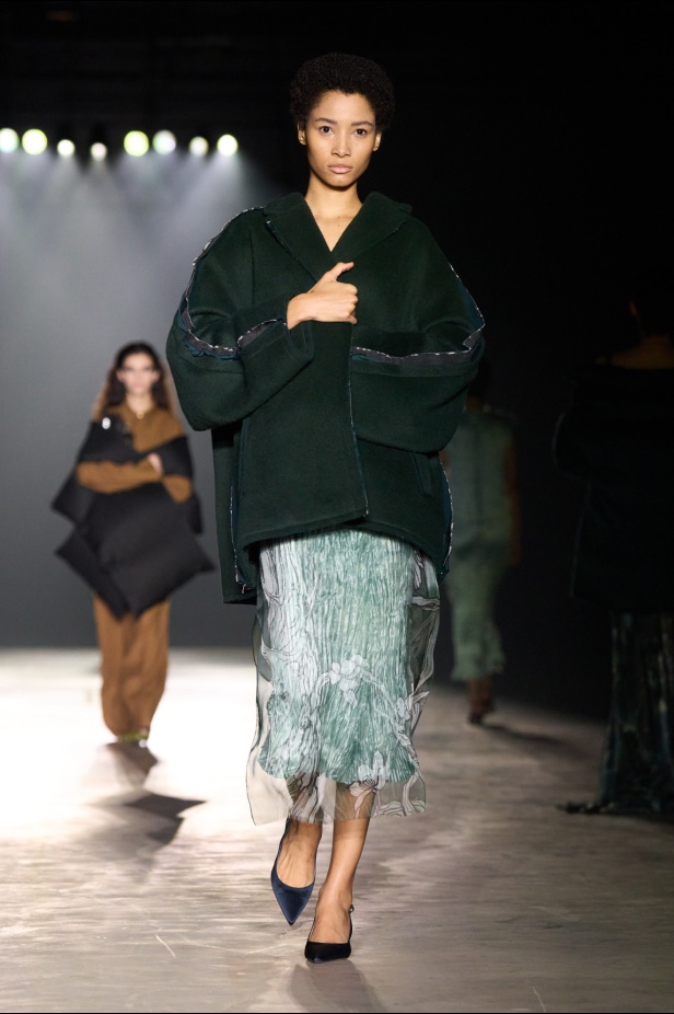 مجموعة Jason Wu لخريف 2024