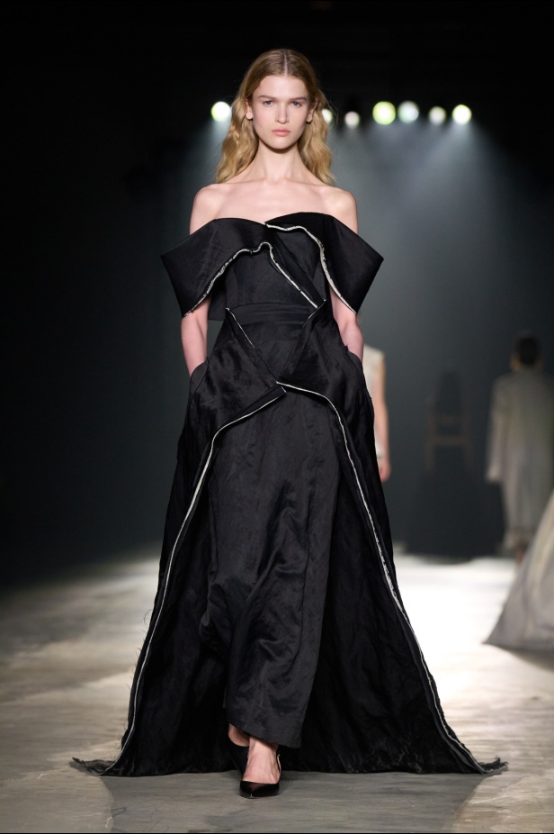 مجموعة Jason Wu لخريف 2024