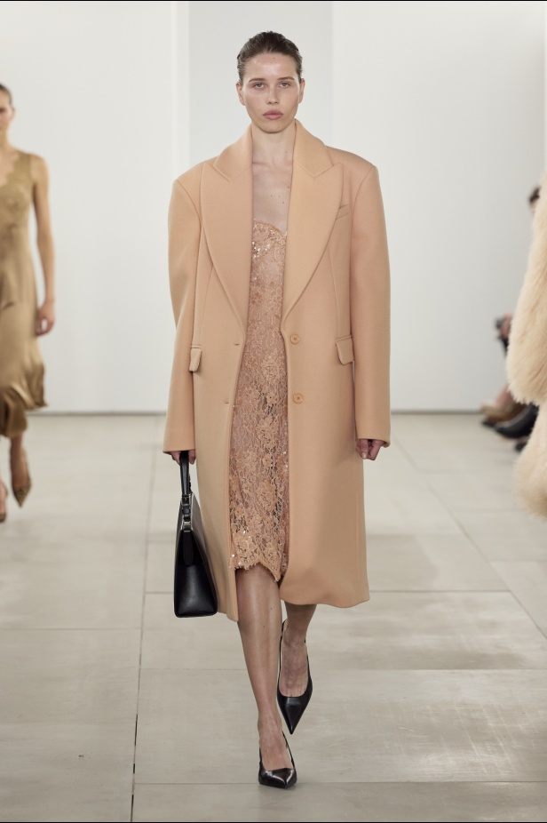 مجموعة Michael Kors لخريف وشتاء 2024-2025