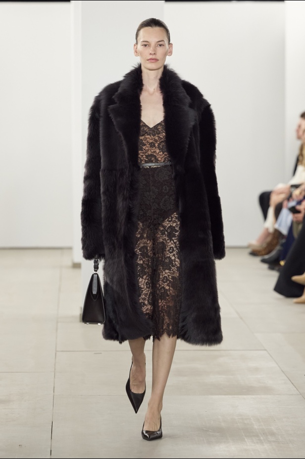 مجموعة Michael Kors لخريف وشتاء 2024-2025