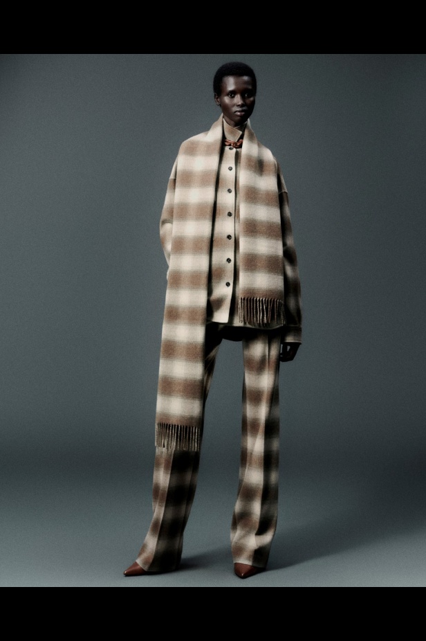 مجموعة Loro Piana لخريف وشتاء 2024-2025 