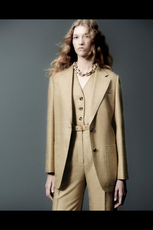 مجموعة Loro Piana لخريف وشتاء 2024-2025 