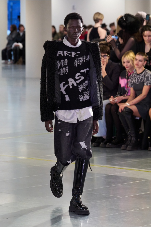 مجموعة Mark Fast لخريف وشتاء 2024