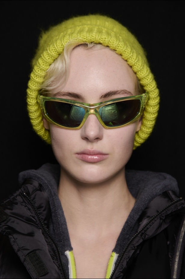 مجموعة Mark Fast لخريف وشتاء 2024 عصرية ومبتكرة بلمسة هندسية