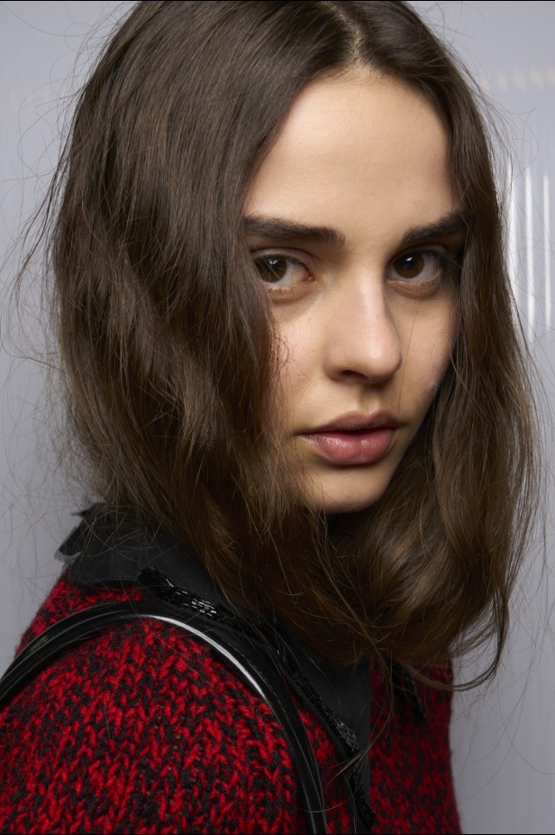 إطلالات جمالية من مجموعة N°21 لخريف وشتاء 2024