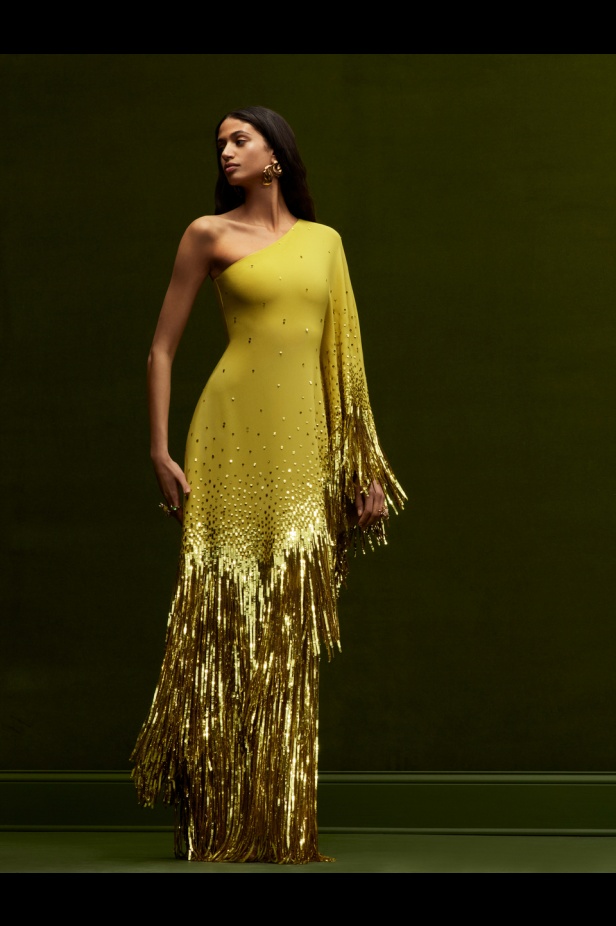 عرض أزياء OSCAR DE LA RENTA لخريف 2024-2025 