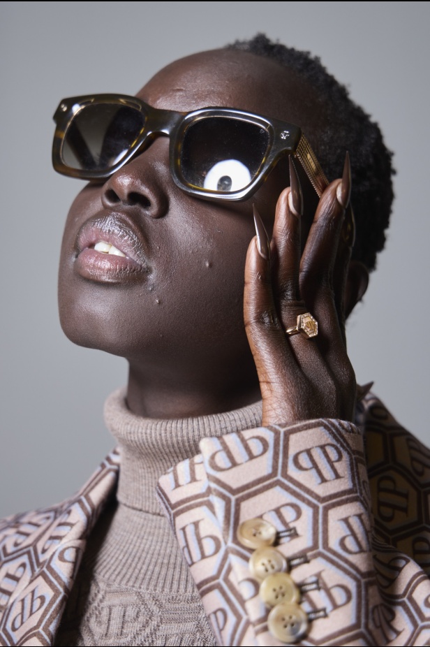 مجموعة Philipp Plein لخريف 2024 تشع ببريق الكريستالات