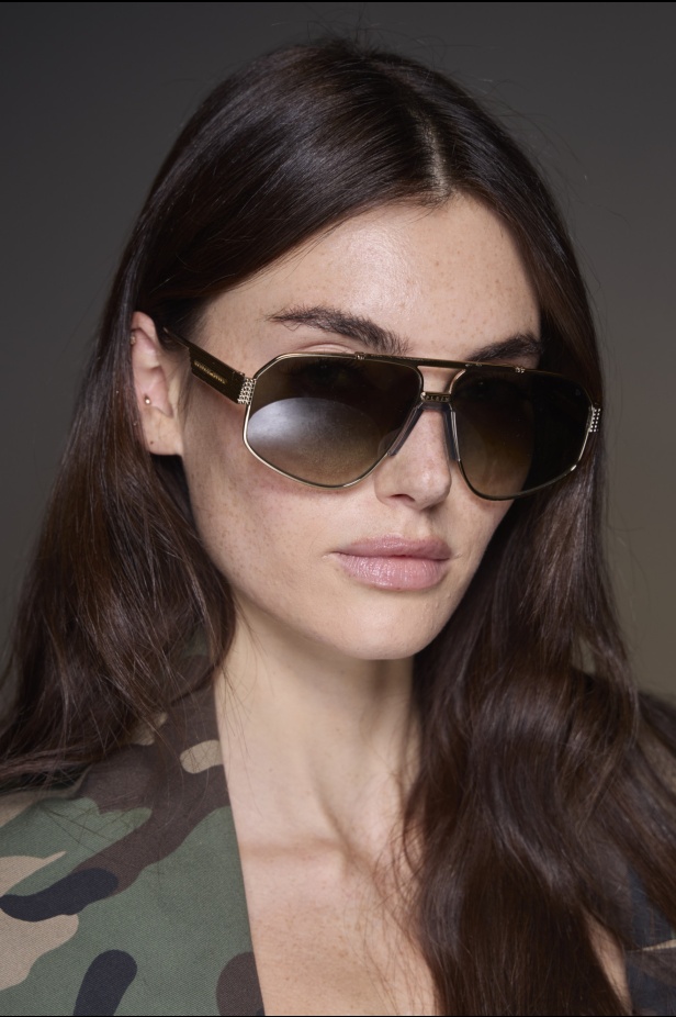 مجموعة Philipp Plein لخريف 2024 تشع ببريق الكريستالات