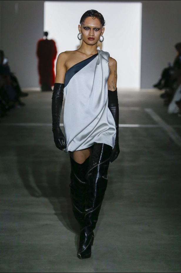 مجموعة Prabal Gurung لخريف وشتاء 2024