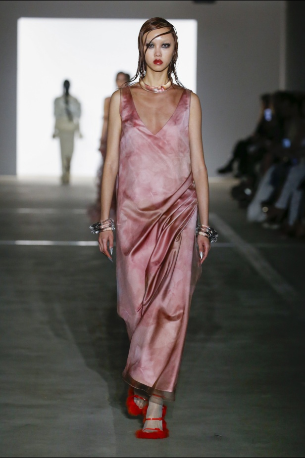 مجموعة Prabal Gurung لخريف وشتاء 2024