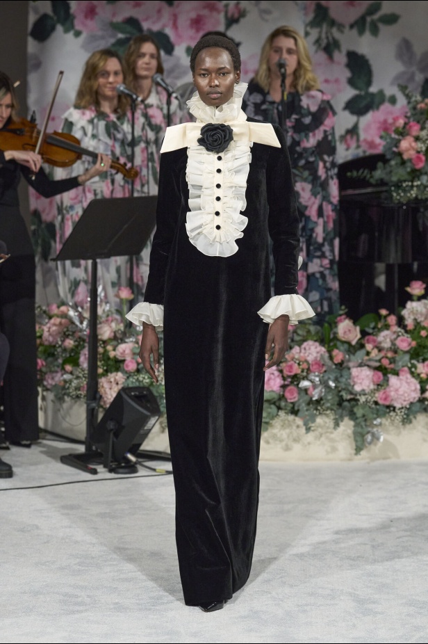 مجموعة Richard Quinn لخريف وشتاء 2024 في لندن 