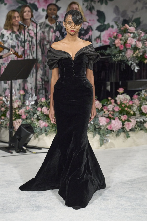 مجموعة Richard Quinn لخريف وشتاء 2024 في لندن 