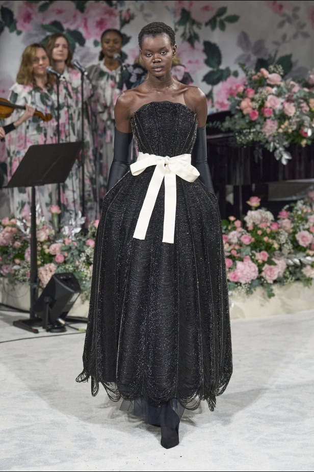 مجموعة Richard Quinn لخريف وشتاء 2024 في لندن 