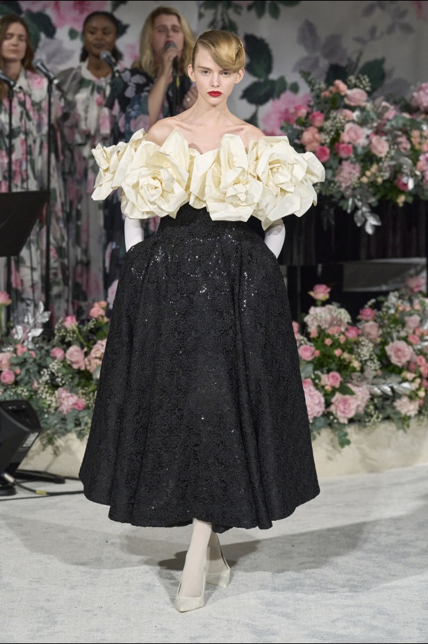 مجموعة Richard Quinn لخريف وشتاء 2024 في لندن 