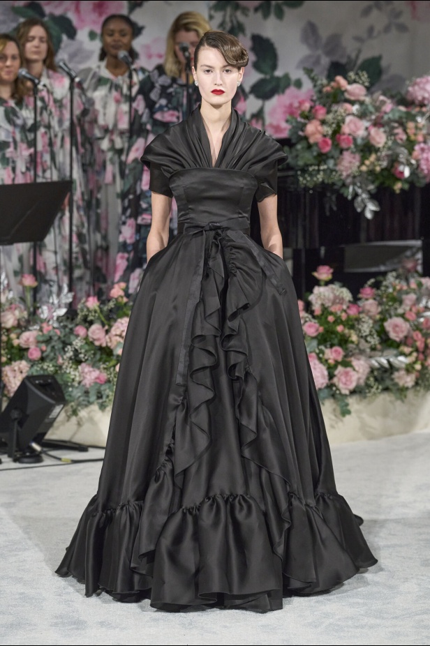 مجموعة Richard Quinn لخريف وشتاء 2024 في لندن 