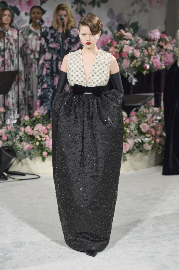 مجموعة Richard Quinn لخريف وشتاء 2024 في لندن 