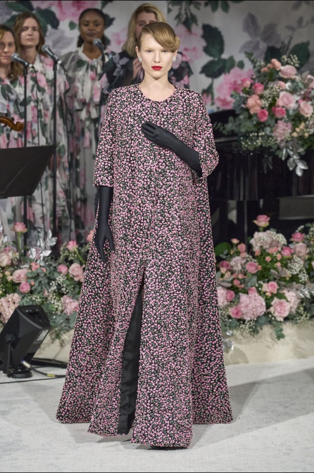 مجموعة Richard Quinn لخريف وشتاء 2024 في لندن 