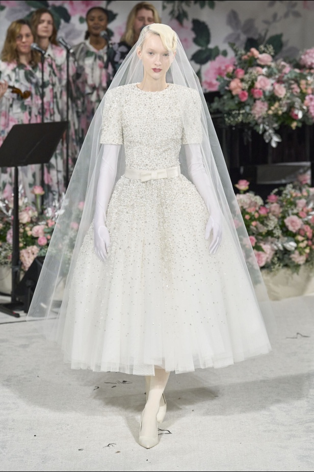 مجموعة Richard Quinn لخريف وشتاء 2024 في لندن 