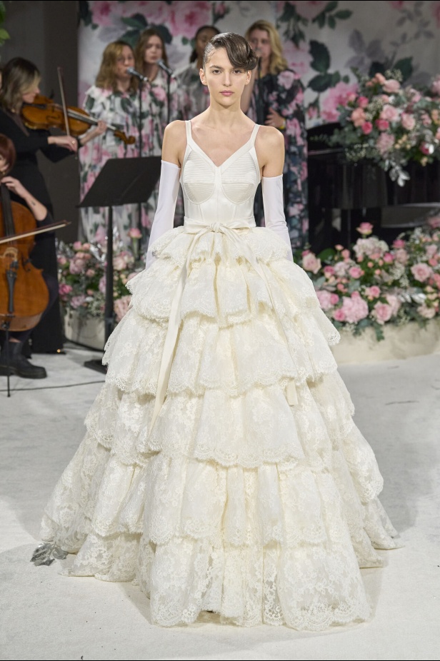 مجموعة Richard Quinn لخريف وشتاء 2024 في لندن 