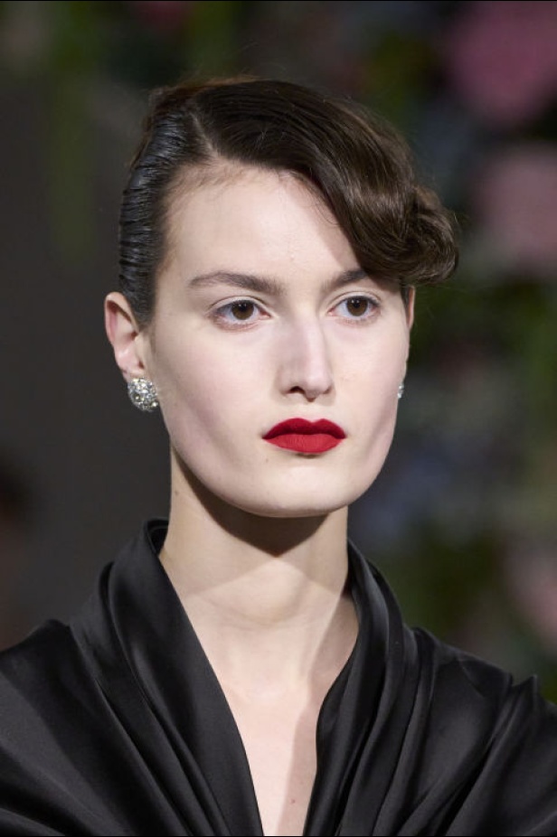 مجموعة Richard Quinn لخريف وشتاء 2024 في لندن