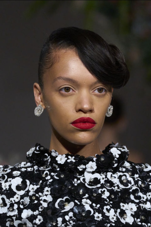 مجموعة Richard Quinn لخريف وشتاء 2024 في لندن