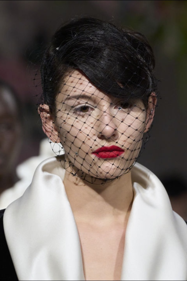 مجموعة Richard Quinn لخريف وشتاء 2024 في لندن