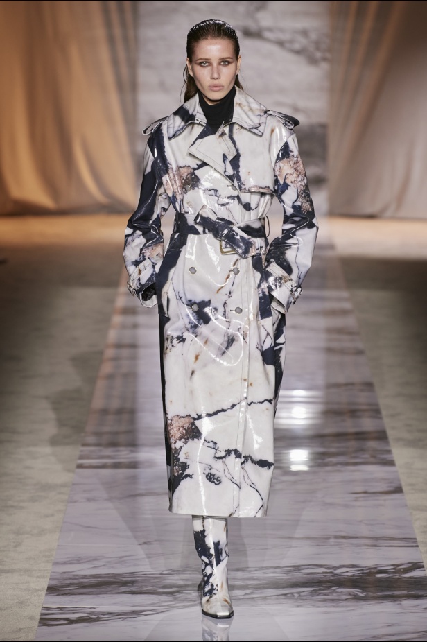 "روبرتو كفالي" خريف و شتاء 2024