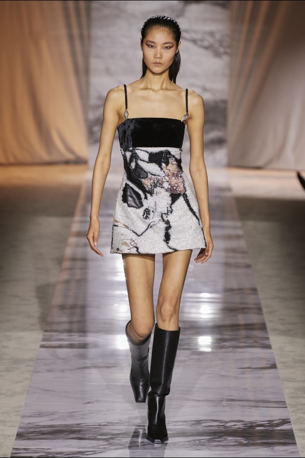 "روبرتو كفالي" خريف و شتاء 2024