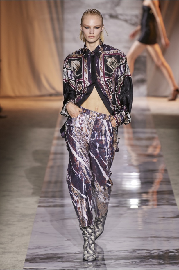 "روبرتو كفالي" خريف و شتاء 2024