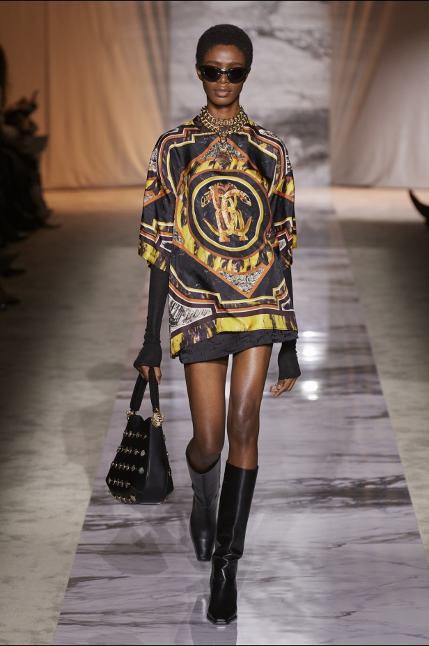 "روبرتو كفالي" خريف و شتاء 2024