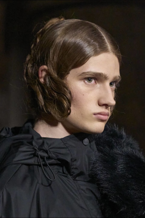 "سيمون روشا" خريف و شتاء 2024