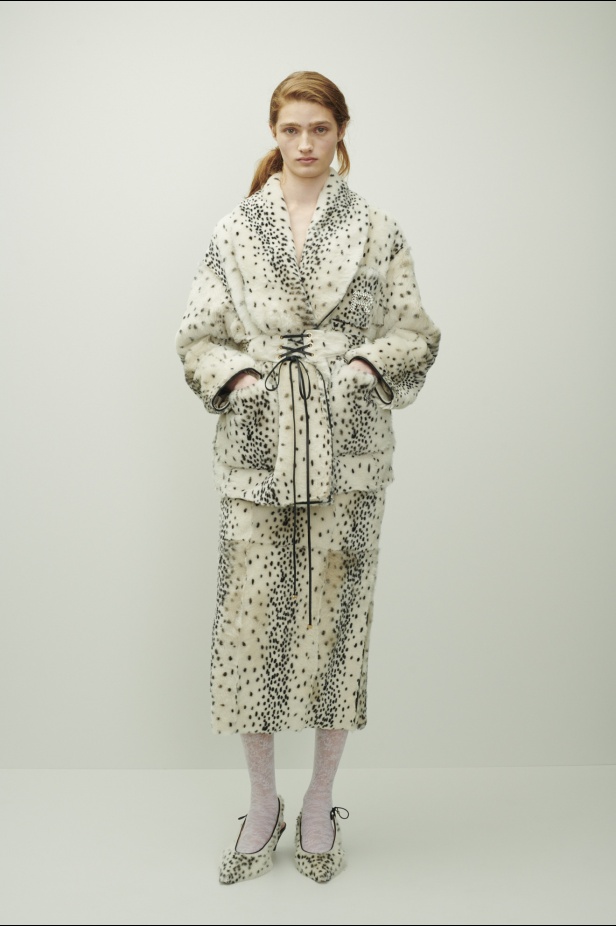 مجموعة Rochas لخريف وشتاء 2024