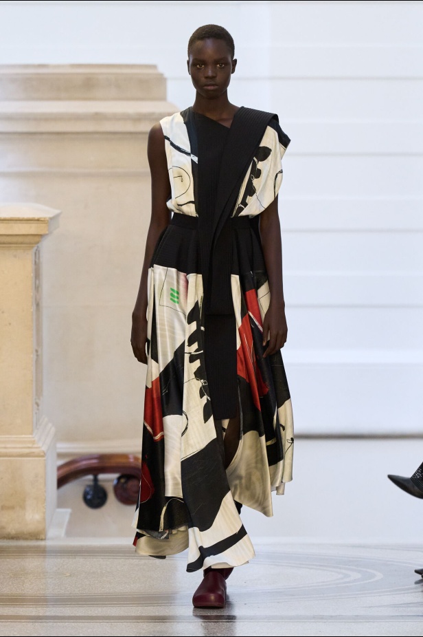 مجموعة Roksanda لخريف وشتاء 2024