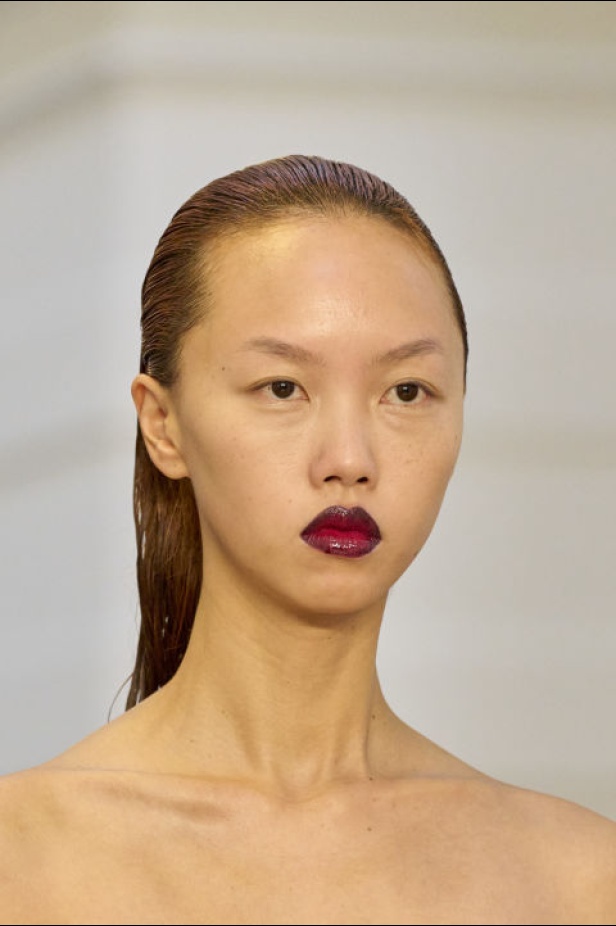 مجموعة Roksanda لخريف وشتاء 2024