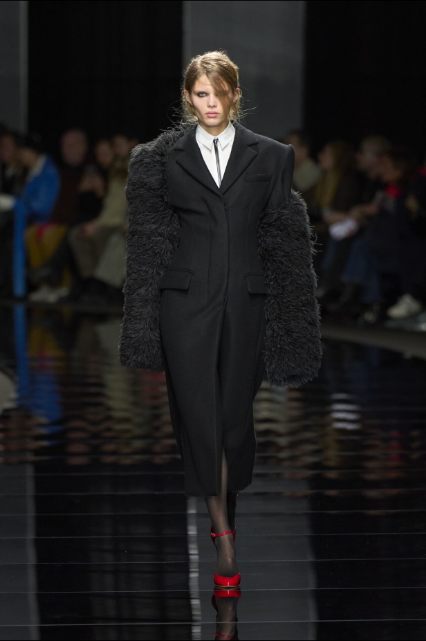 ثقافة الثمنينات ونفحات من مغنيات العصر الجميل عبر مجموعة SPORTMAX