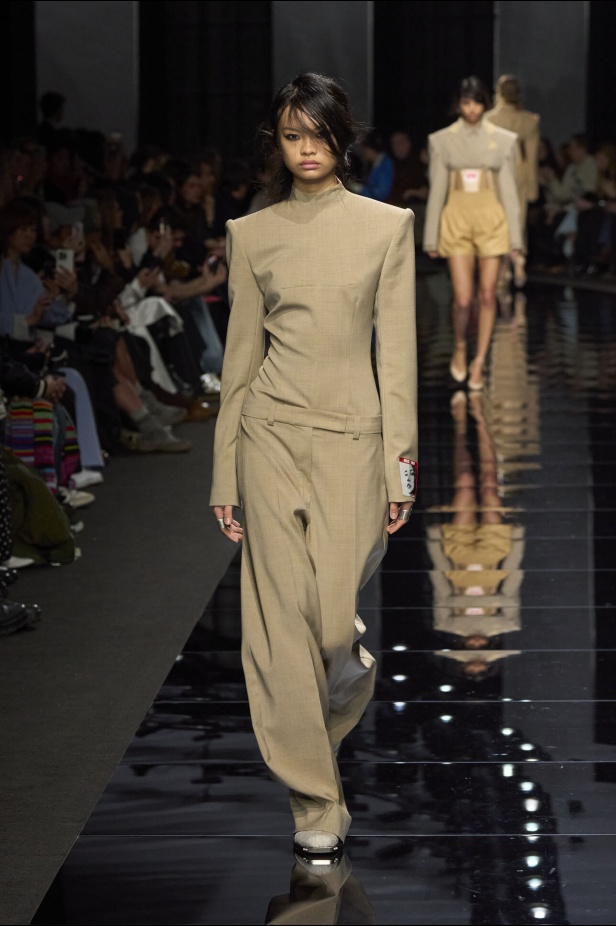 ثقافة الثمنينات ونفحات من مغنيات العصر الجميل عبر مجموعة SPORTMAX